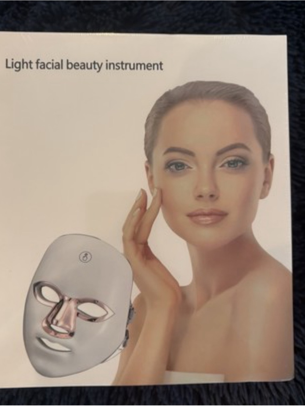 White LED Light Therapy Facial Mask for Women Skincare - Picture 2 of 8
